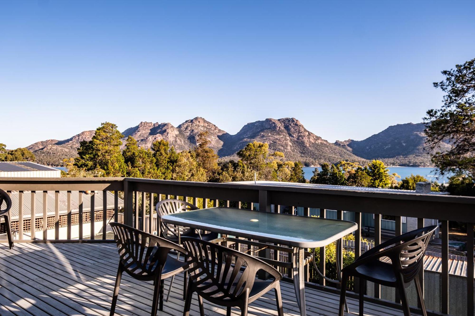 Villa The Lookout ~ Large Family House With Views à Coles Bay Extérieur photo